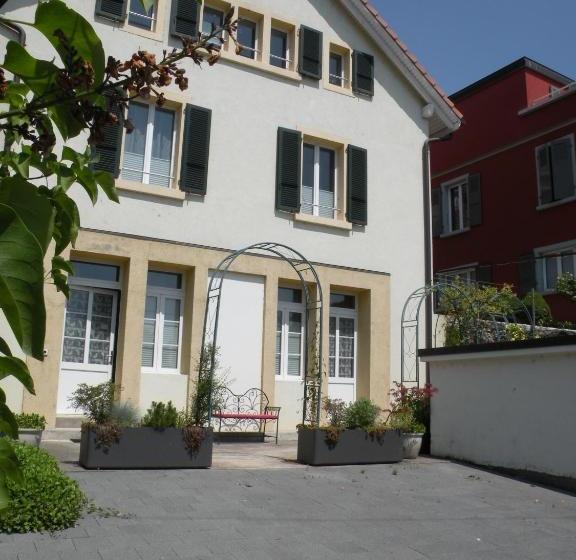 Nocleg ze śniadaniem Guest House   Maison D Hôtes Relais Des Saars