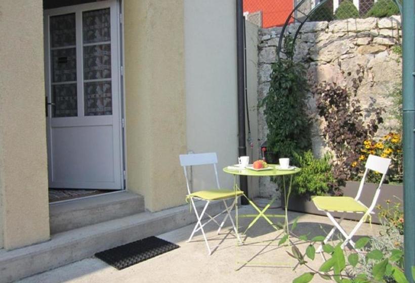 ベッドアンドブレックファースト Guest House Maison D Hôtes Relais Des Saars