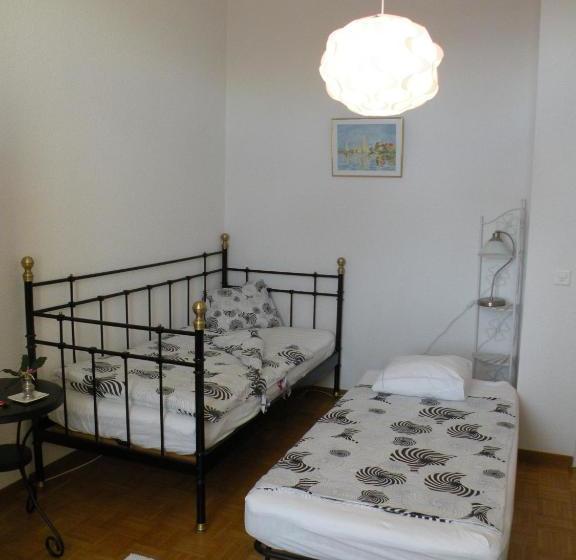 ベッドアンドブレックファースト Guest House Maison D Hôtes Relais Des Saars