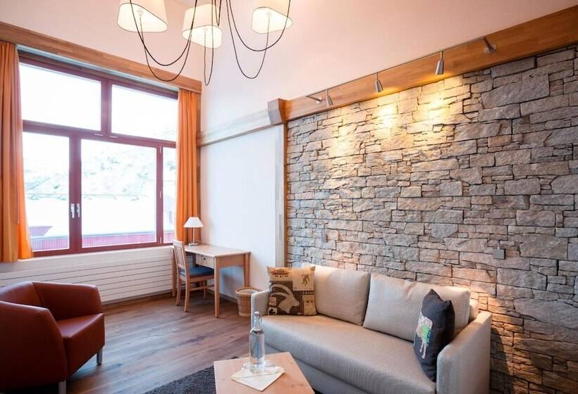 Berghotel Trübsee Accessible Only By Cable Car