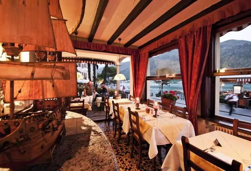ホテル Albergo Ristorante Della Posta