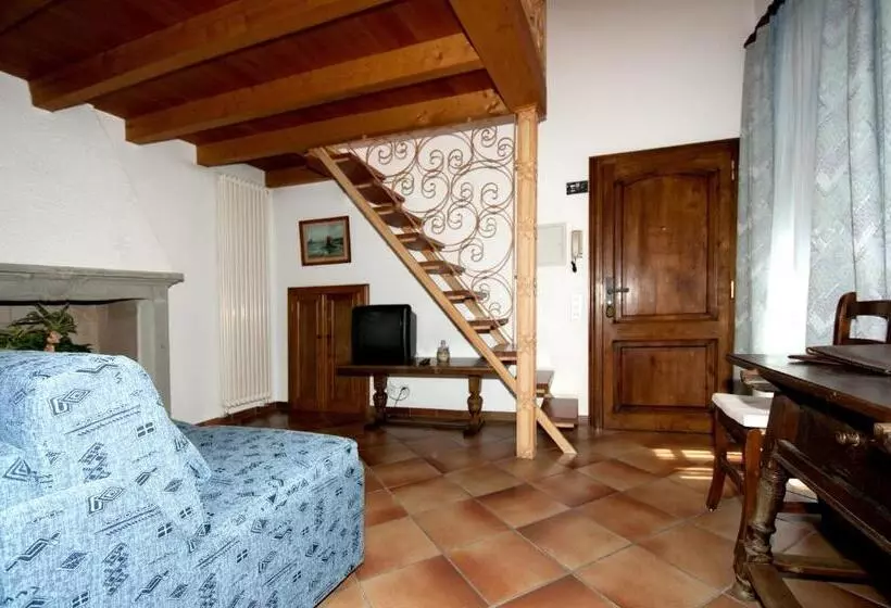 ホテル Albergo Ristorante Della Posta