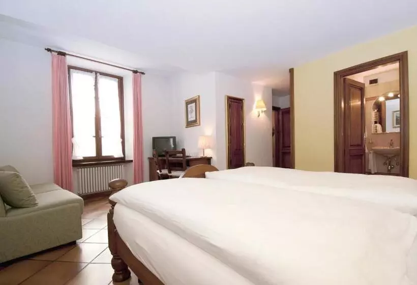 ホテル Albergo Ristorante Della Posta