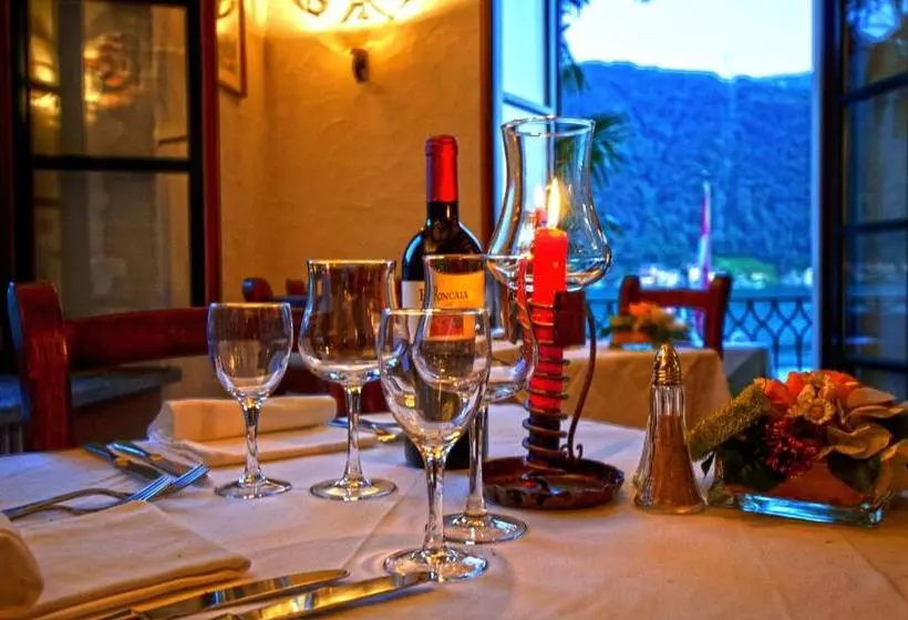 ホテル Albergo Ristorante Della Posta