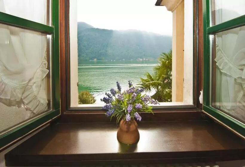 ホテル Albergo Ristorante Della Posta