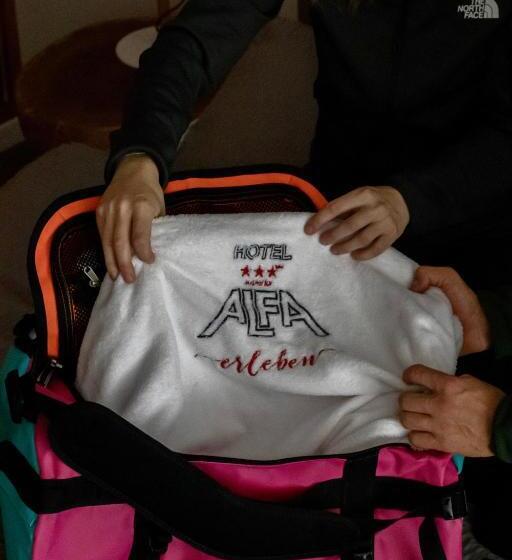 בית מלון כפרי Alfa Superieur   Leukerbad Therme