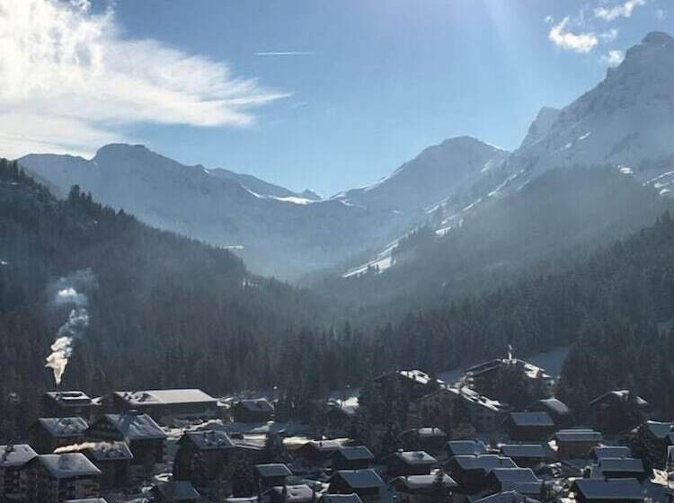 בית מלון כפרי Helvetia