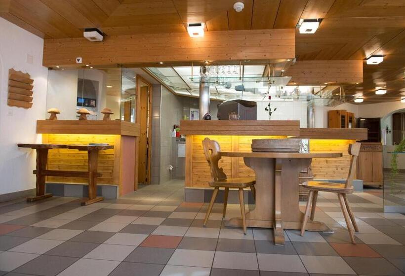 בית מלון כפרי Hirschen B&b