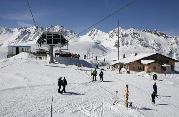 בית מלון כפרי Hirschen B&b