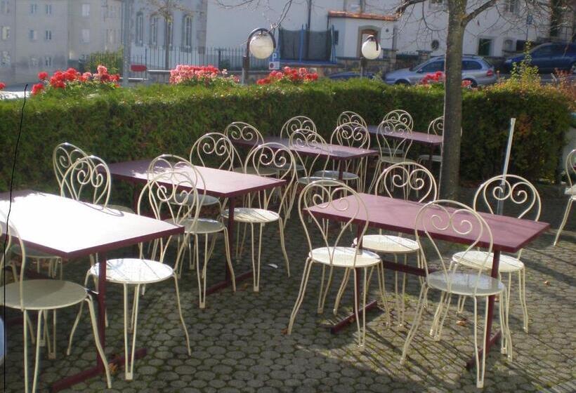 Отель Hôtel De France