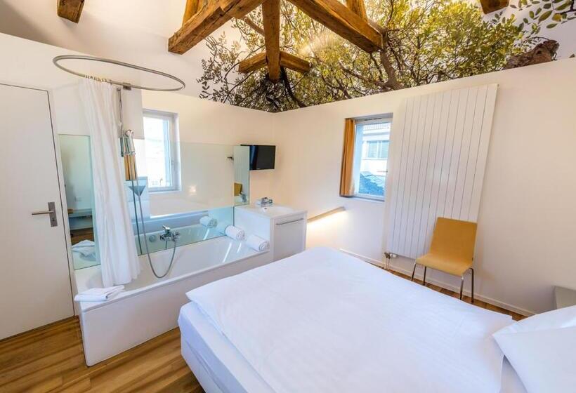 Отель Hôtel De La Poste Sierre