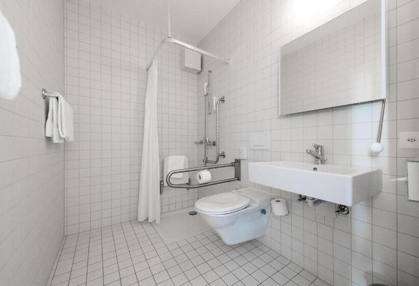 Отель Hôtel De La Poste Sierre