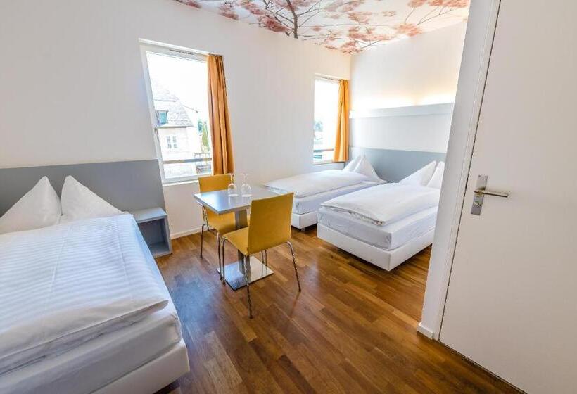 Отель Hôtel De La Poste Sierre