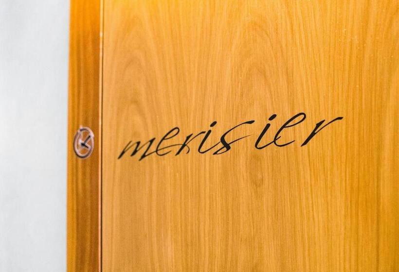 Отель Hôtel De La Poste Sierre