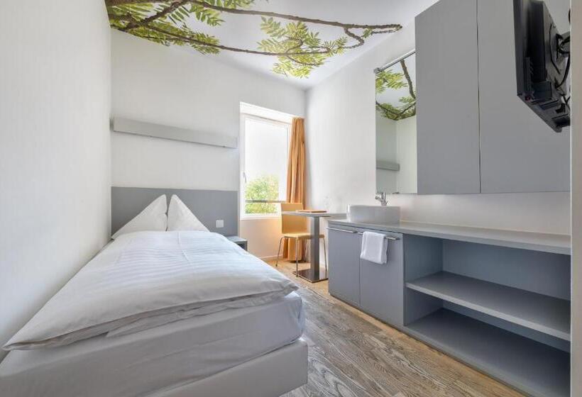 Отель Hôtel De La Poste Sierre