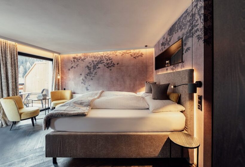 Laret Private Boutique Hotel   Adults Only