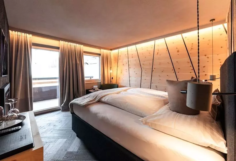 Laret Private Boutique Hotel   Adults Only