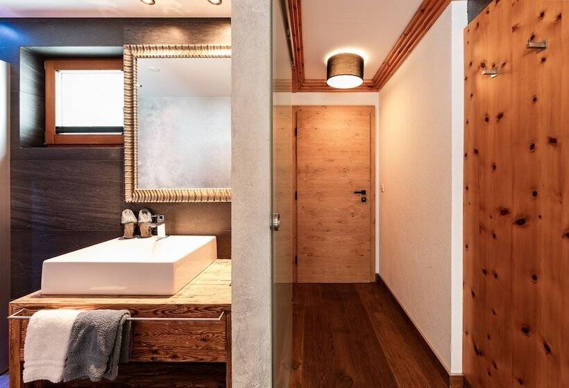 Laret Private Boutique Hotel   Adults Only