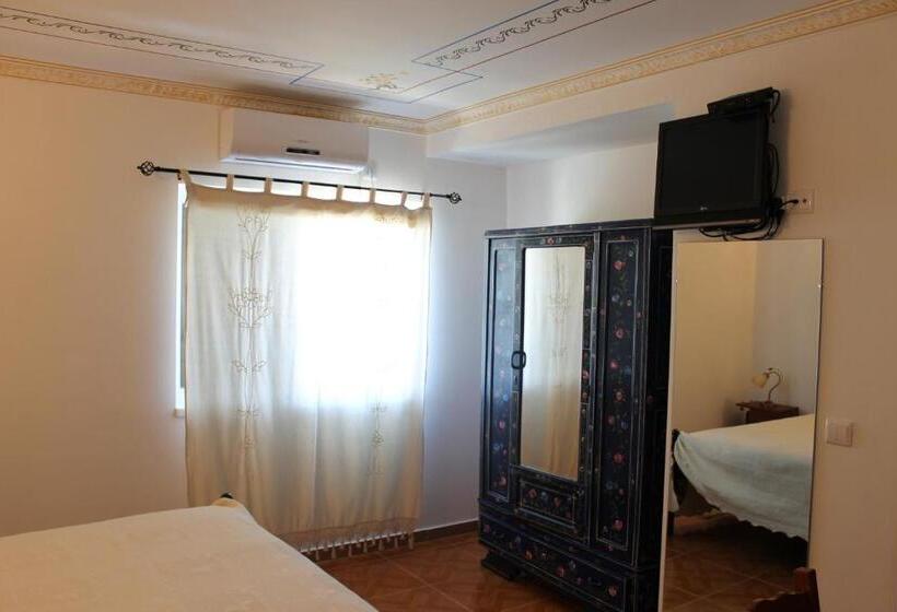 ホテル O Viajante Low Cost