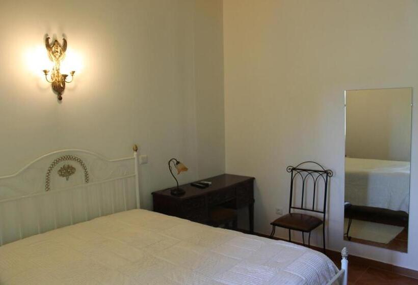 ホテル O Viajante Low Cost