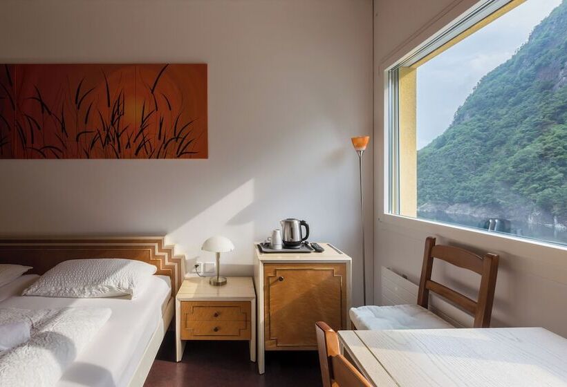 ホテル Pizzo Vogorno