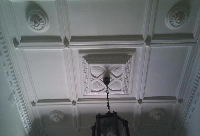 فندق Residencial Alentejana