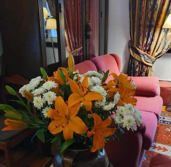 فندق Residencial Alentejana