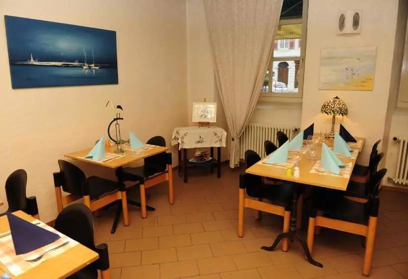 Hotelli Restaurant Au Chasseur