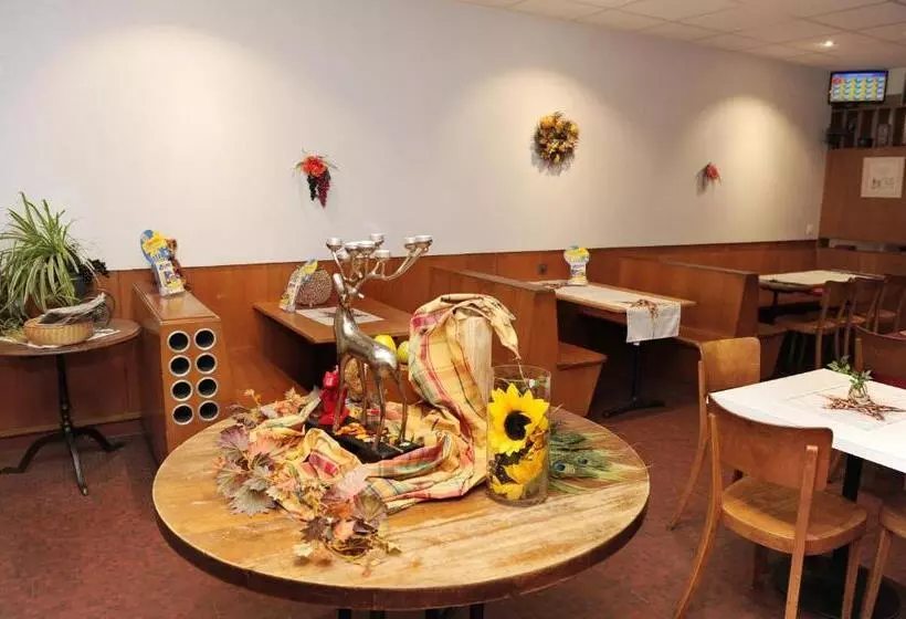 Hotelli Restaurant Au Chasseur