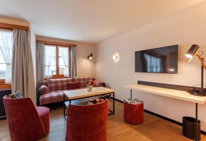 Отель Sonne Andermatt Swiss Quality