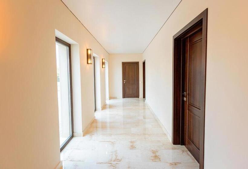 בית מלון כפרי Pensiunea Carmel