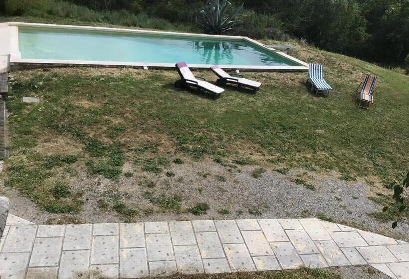 צימר Le Mas De L’amandier