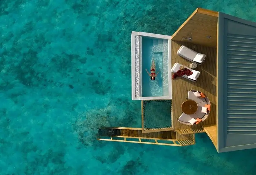 استراحتگاه Centara Mirage Lagoon Maldives