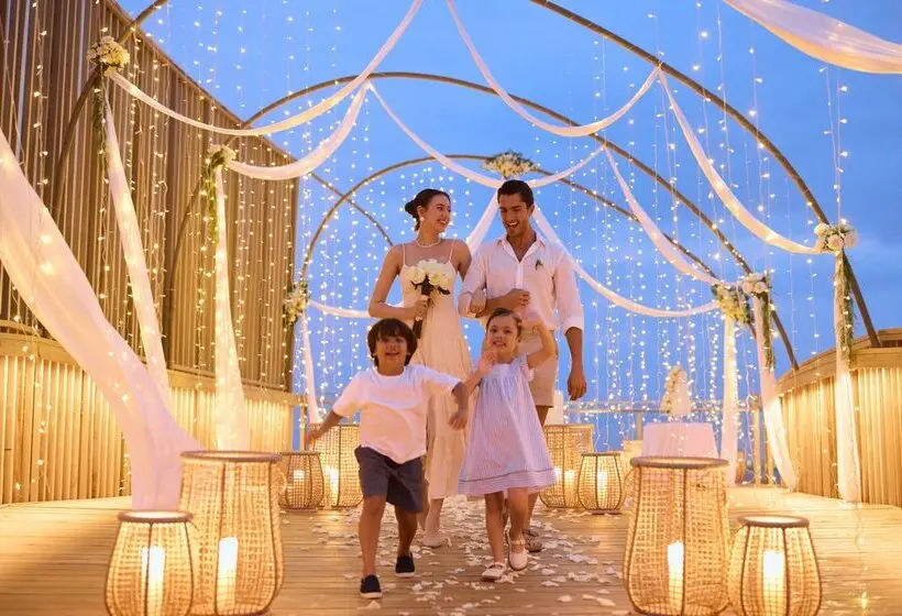 استراحتگاه Centara Mirage Lagoon Maldives