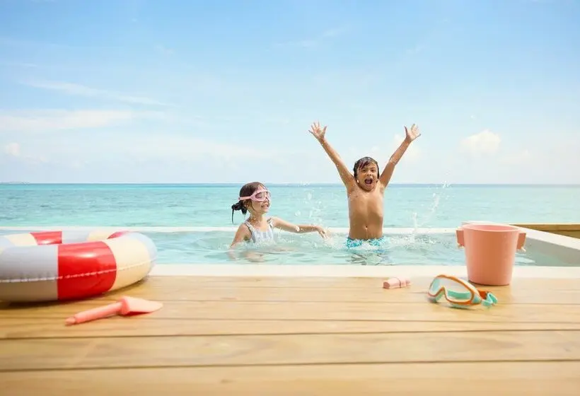 استراحتگاه Centara Mirage Lagoon Maldives