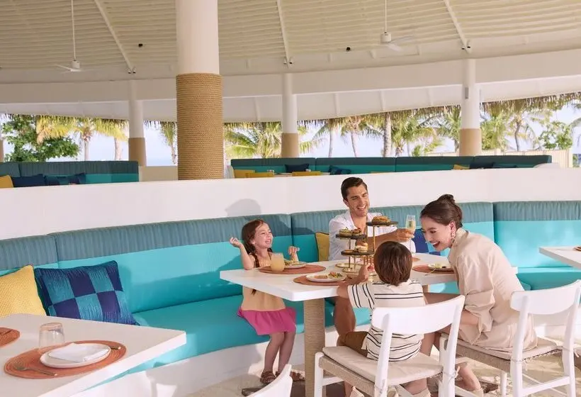استراحتگاه Centara Mirage Lagoon Maldives