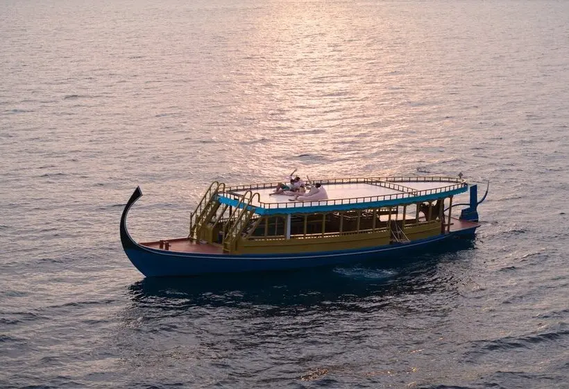 استراحتگاه Centara Mirage Lagoon Maldives
