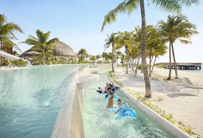 استراحتگاه Centara Mirage Lagoon Maldives
