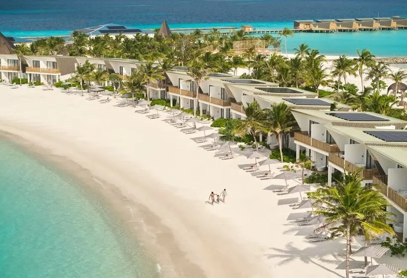 استراحتگاه Centara Mirage Lagoon Maldives