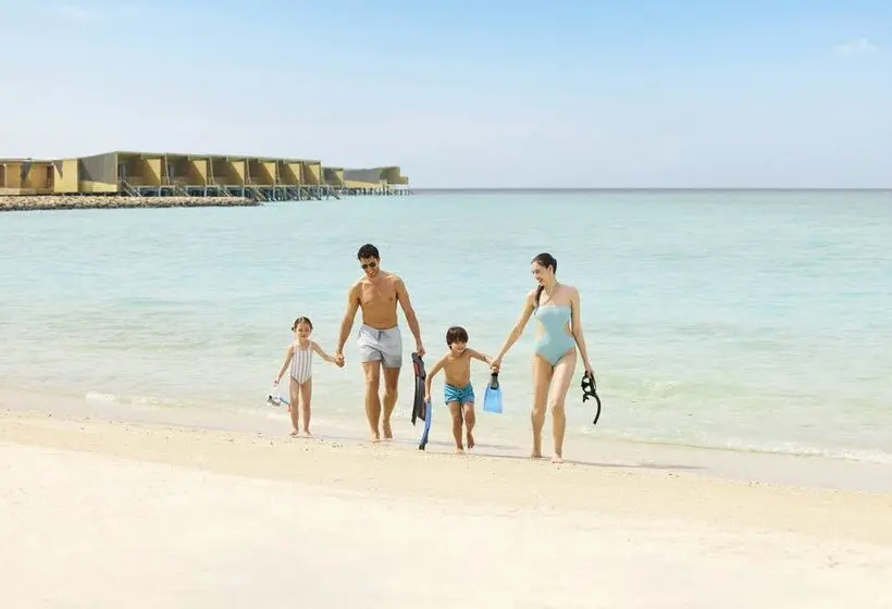 استراحتگاه Centara Mirage Lagoon Maldives
