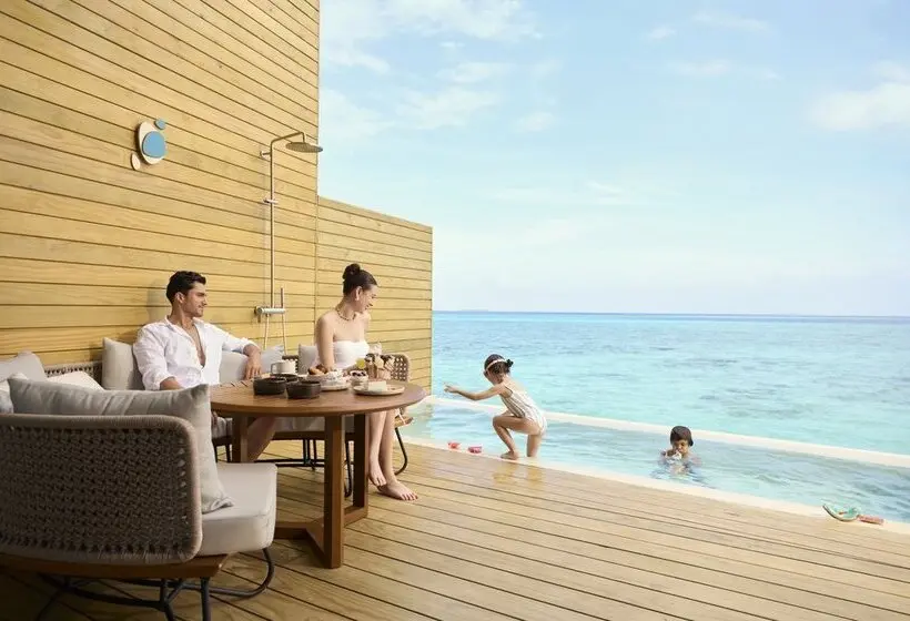 استراحتگاه Centara Mirage Lagoon Maldives
