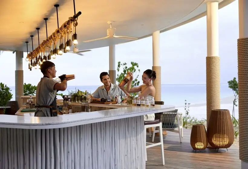 استراحتگاه Centara Mirage Lagoon Maldives