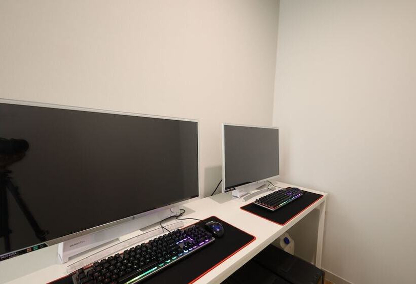 Changwon Denbasta Hotel Myeongseo