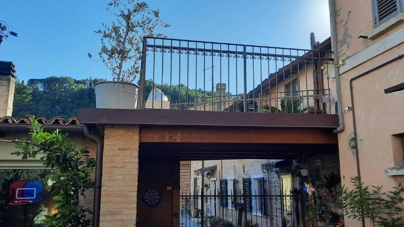 بنسيون Il Borghetto