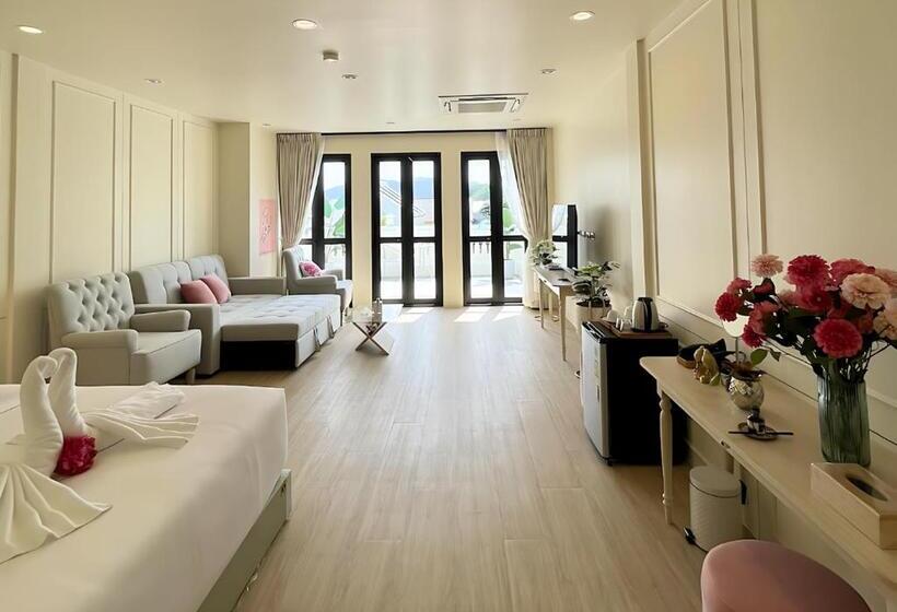 Отель Hawa House Phuket