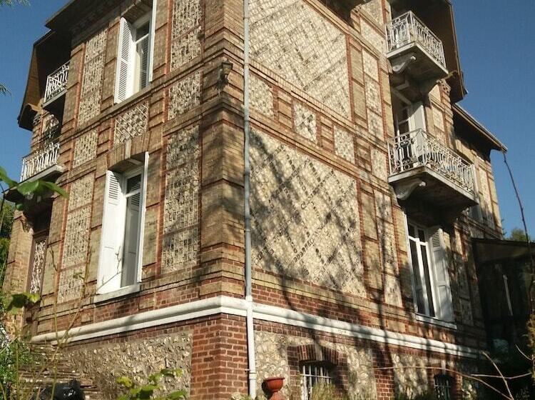 Пансион Les Roches