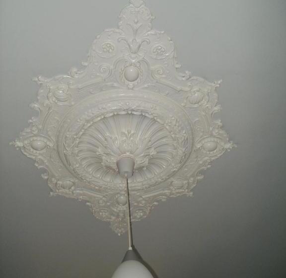 مبيت وإفطار Op De Burg