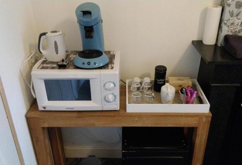 مبيت وإفطار Op De Burg