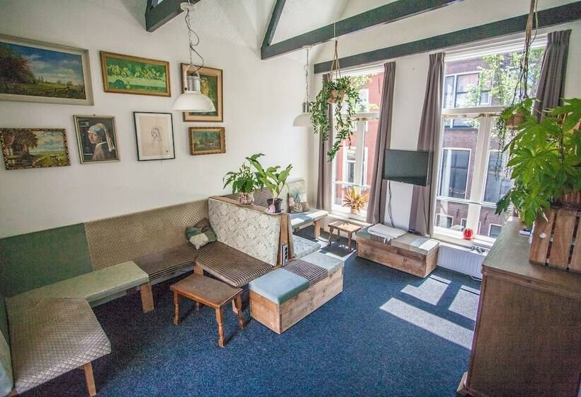 Hostel Delft