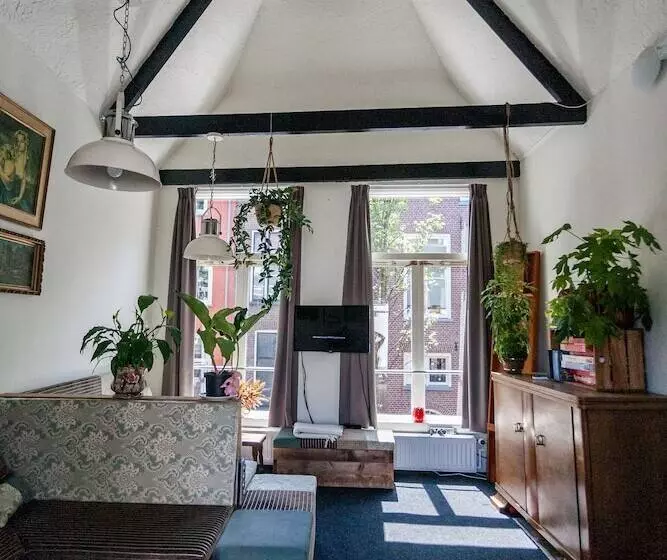 Hostel Delft